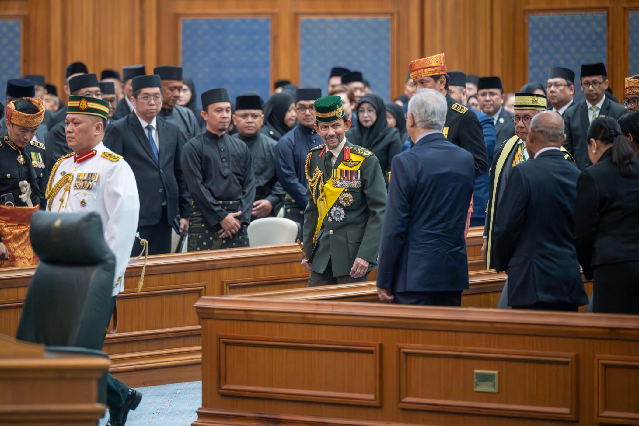 Sultan urges safeguards as war jolts energy markets